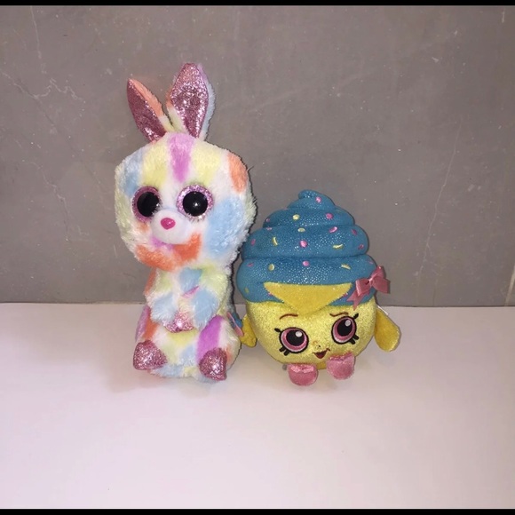 TY Beanie Bunny & Shopkins Cupcake Plush - Picture 2 of 9